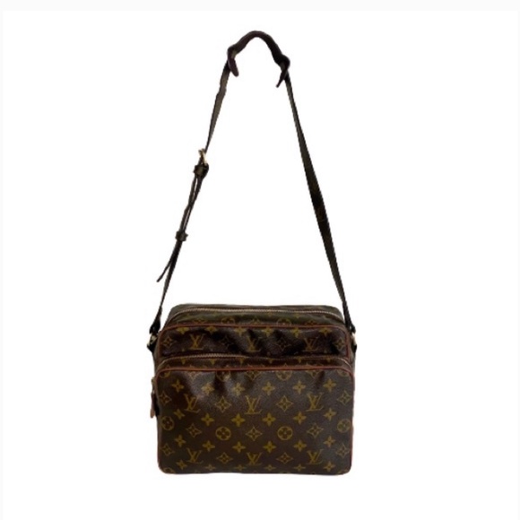 Louis Vuitton bag - Picture 1 of 8